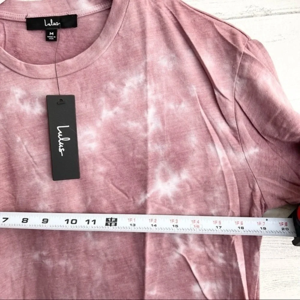 Lulu’s Cozy Livin' Mauve Purple Tie-Dye Tee Size Medium NWT - Picture 8 of 11